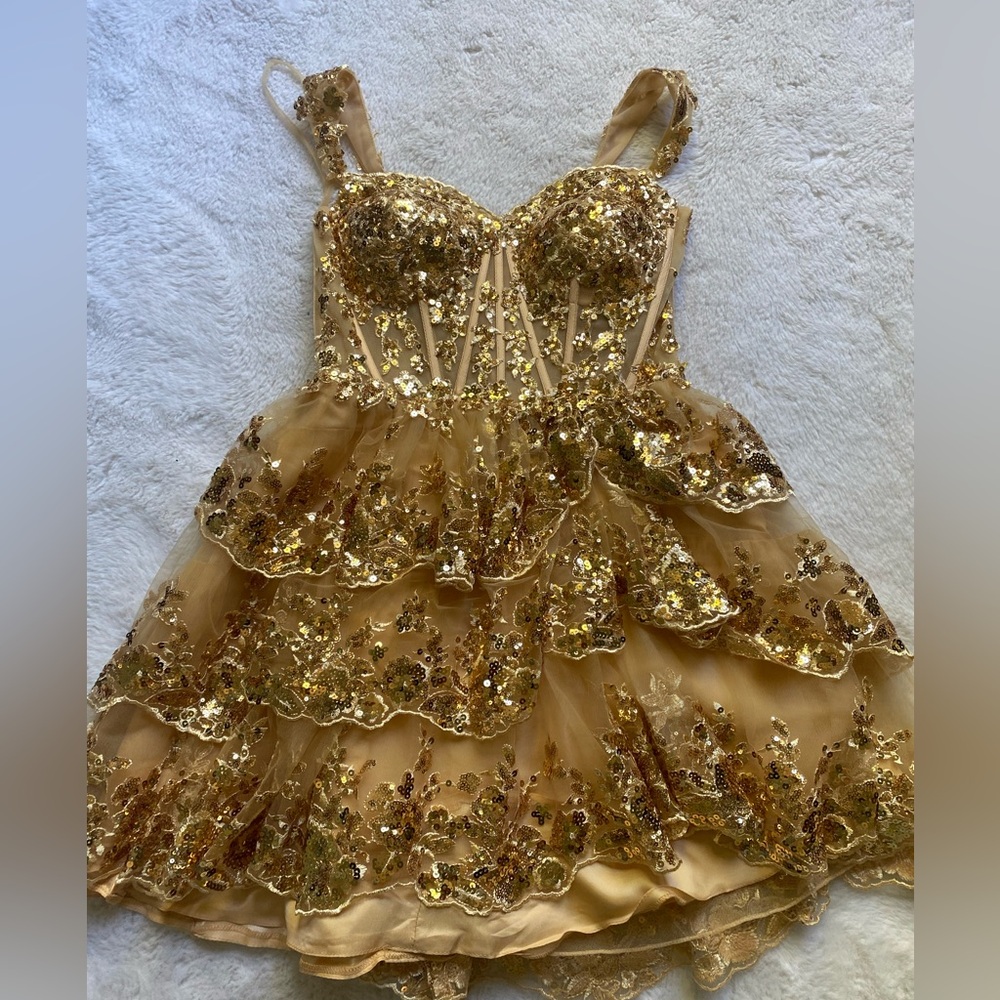 KissProm hoco dress, Size 2, Gold - Picture 4 of 5